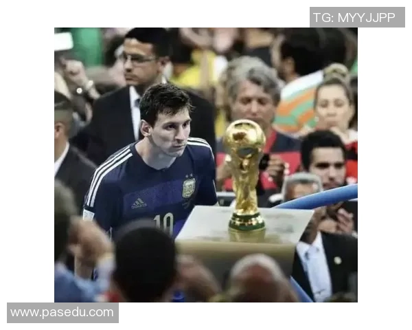 回顾06年世界杯那些闪耀的足球明星与他们的辉煌瞬间